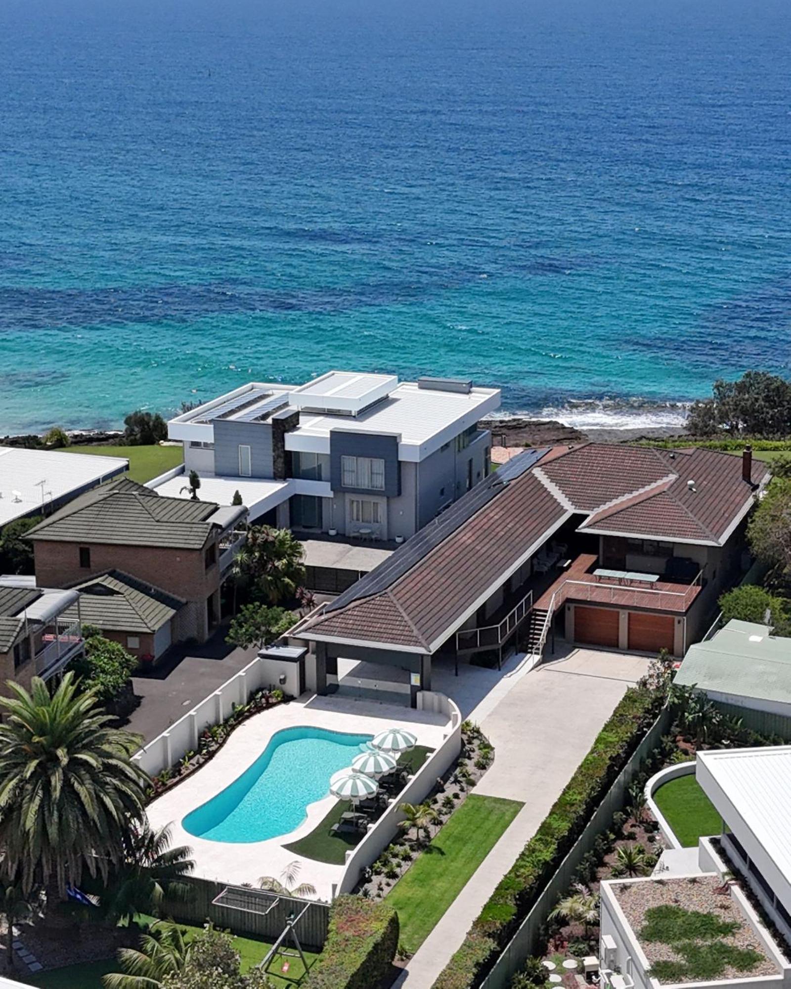 Spectacular Ocean Front Home With Pool Шелхарбър Екстериор снимка